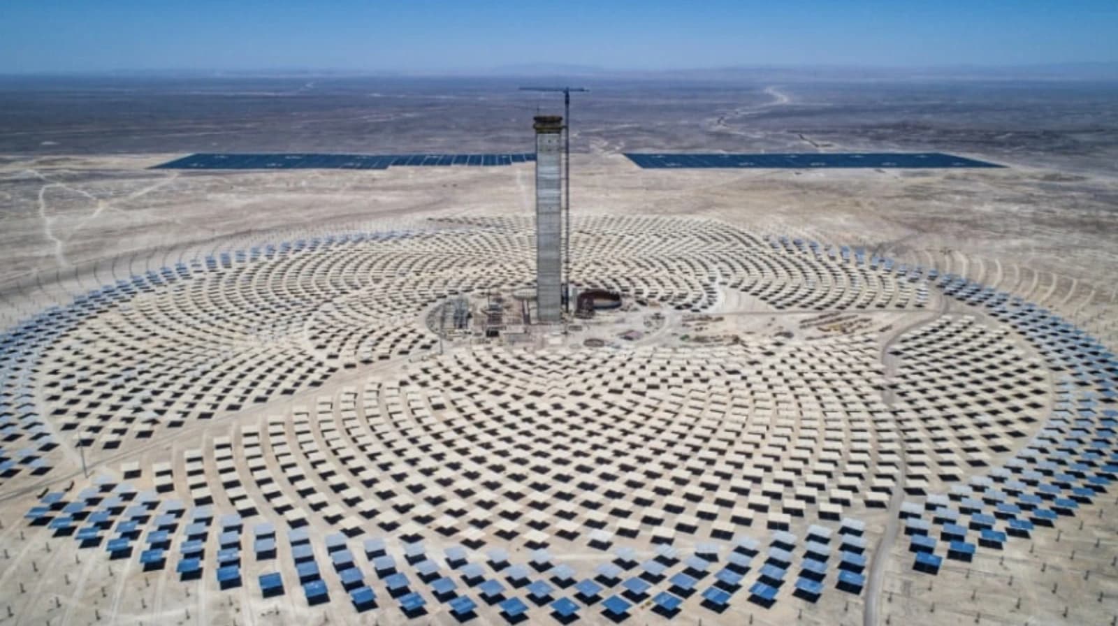 Originários da Baja California Sur, eles celebram os novos projetos de energia solar térmica e propõem critérios de localização.