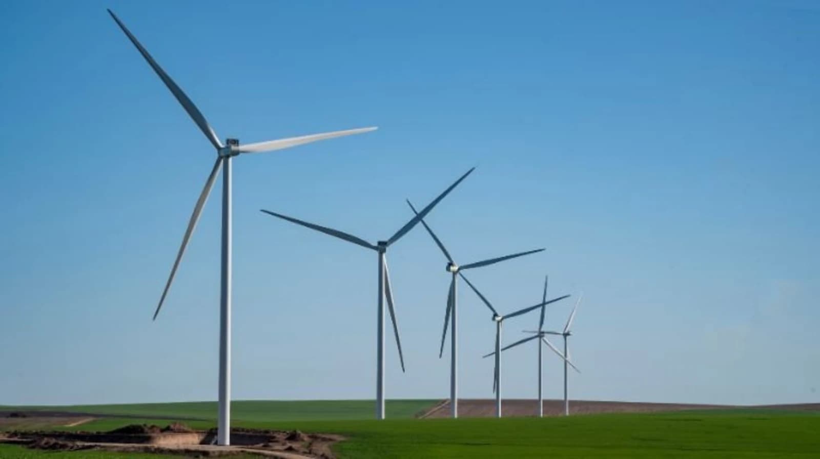 Genneia lidera com ampla vantagem pelo segundo ano consecutivo em energias renováveis.