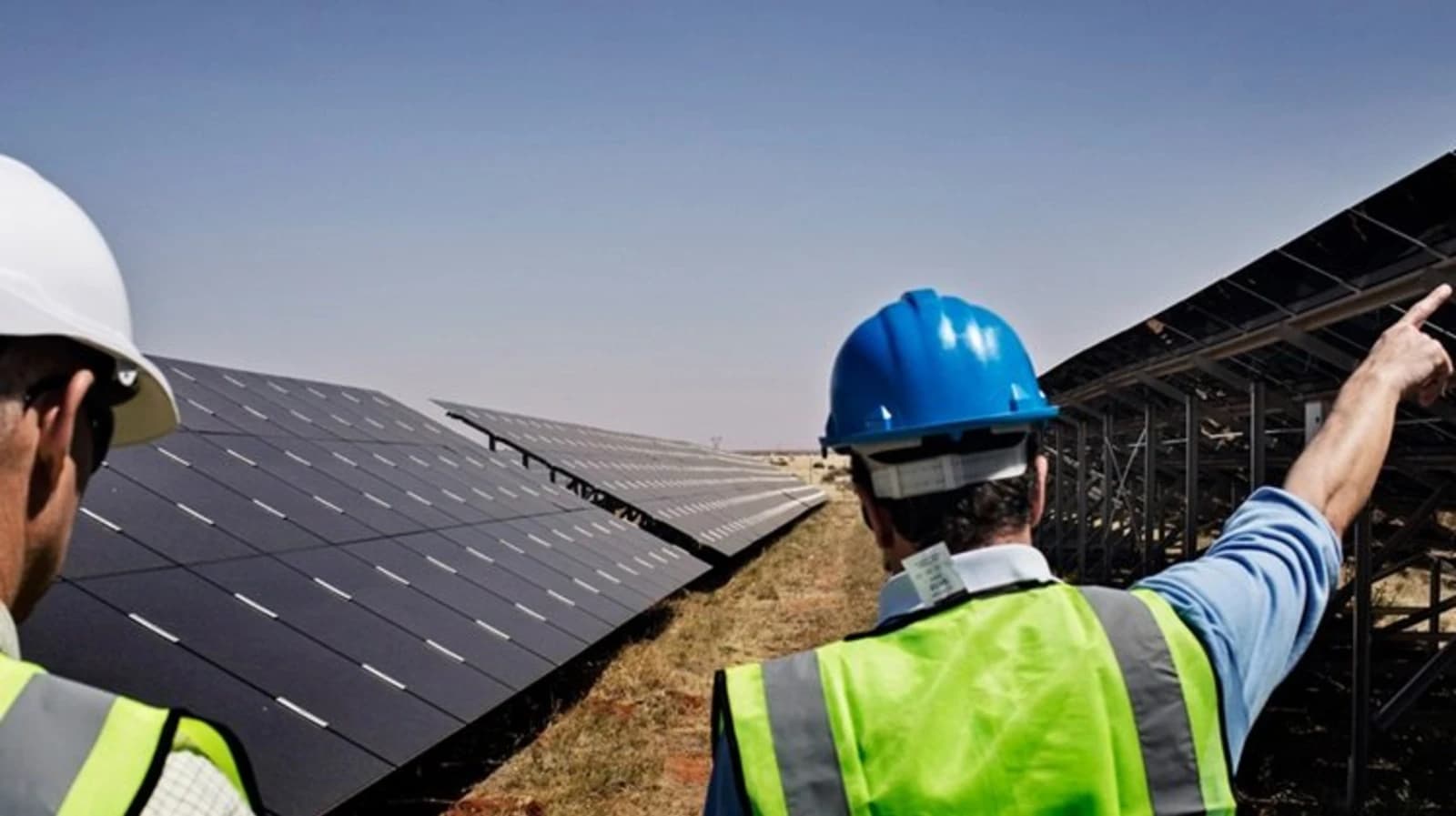 A ANEEL aprova a prorrogação do prazo de início de operação de mais de 600 projetos de energia renovável no Brasil.