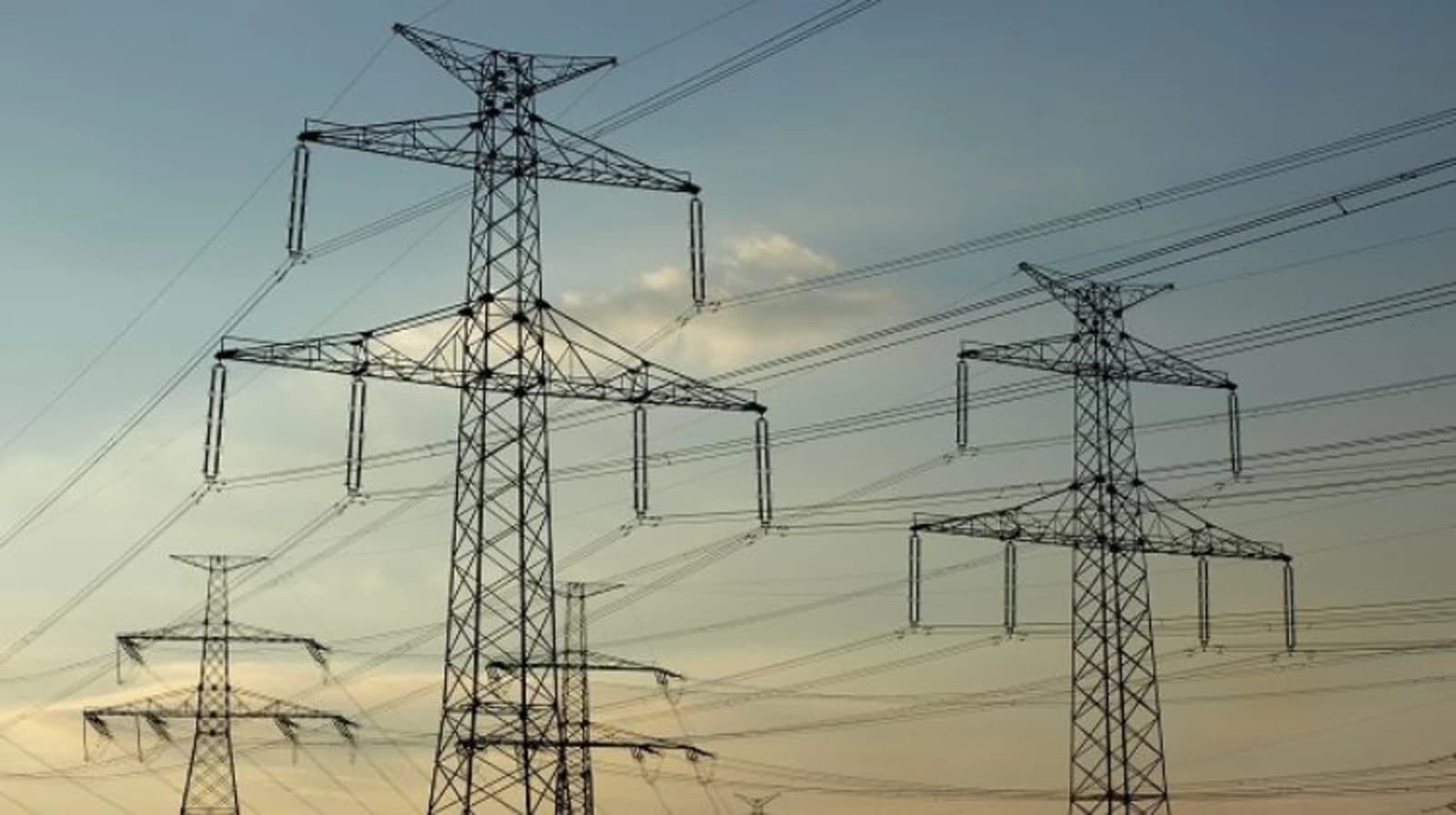 Noboa envía a la Asamblea el proyecto de ley orgánica de competitividad energética en Ecuador