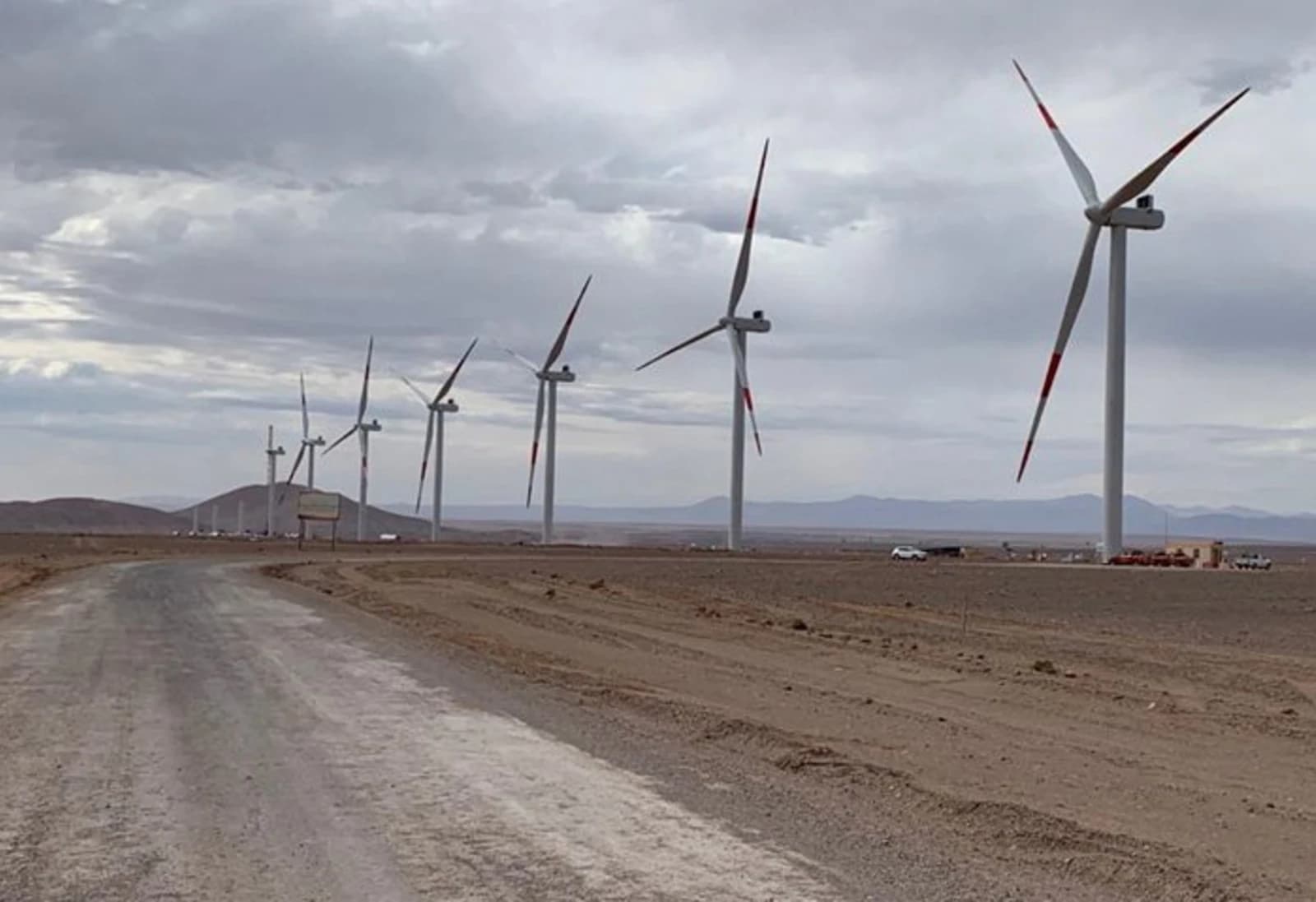 PyMEs de Chile aseguran que todavía existen deudas económicas por obras en centrales renovables