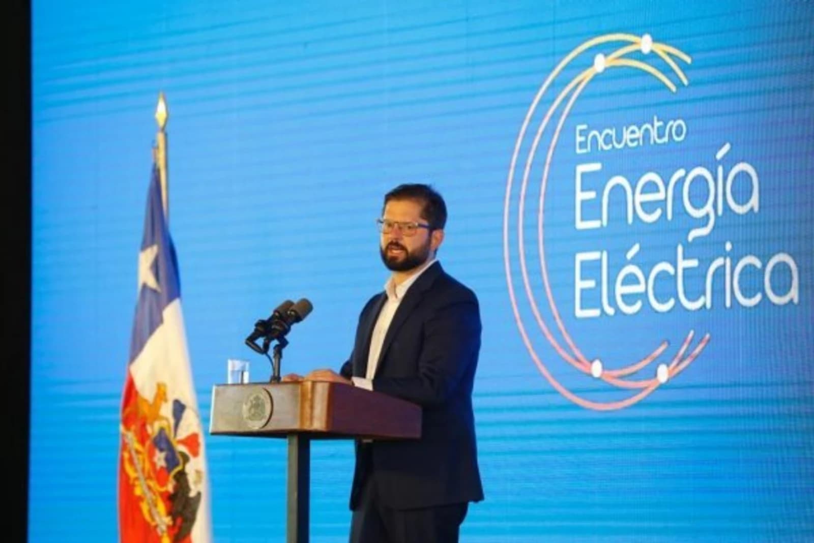 Boric: O investimento em energias renováveis é uma prioridade do governo.