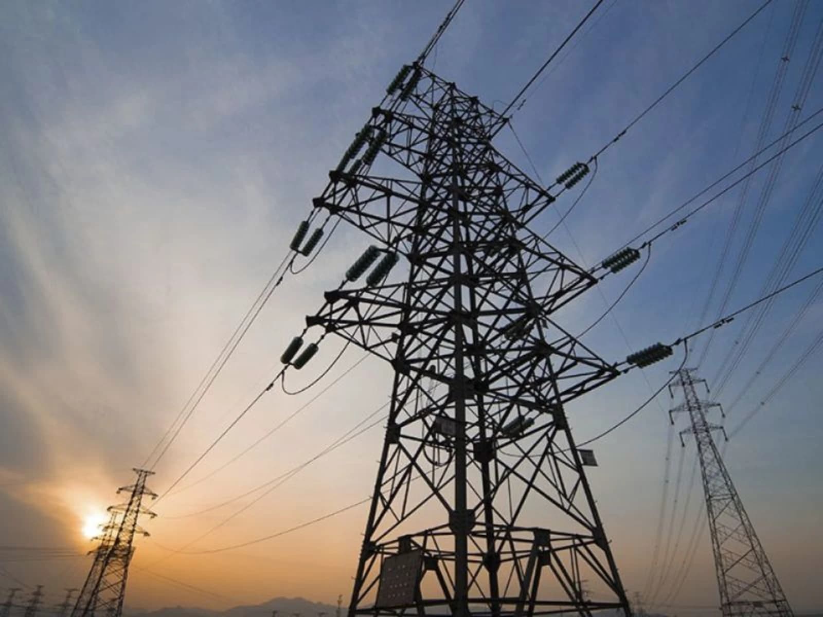More renewables: Petro's government launches pre-tender for the first power line of his administration