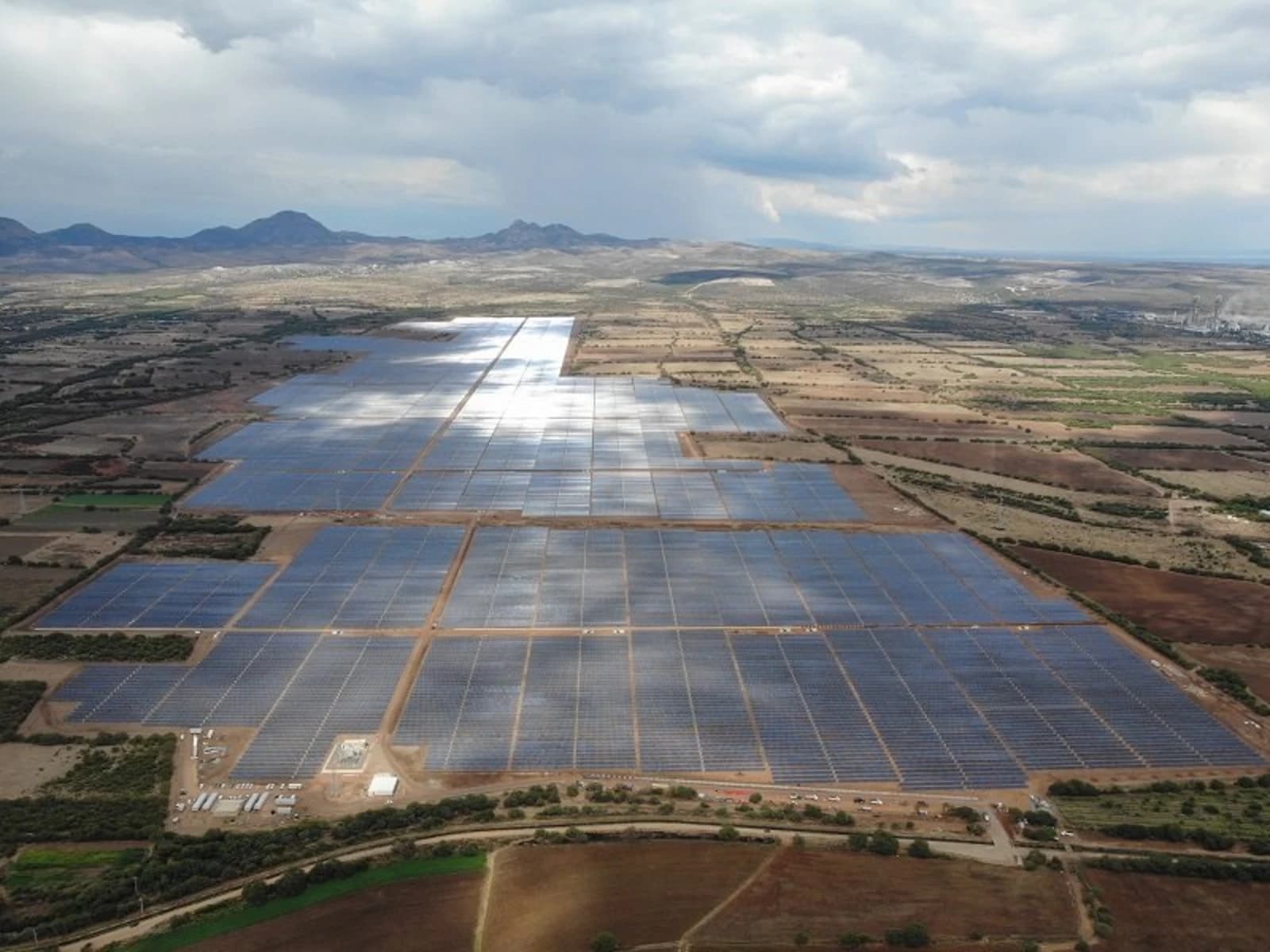 Qual a opinião das associações brasileiras de energias renováveis sobre as mudanças nos Leilões de Novas Energias?