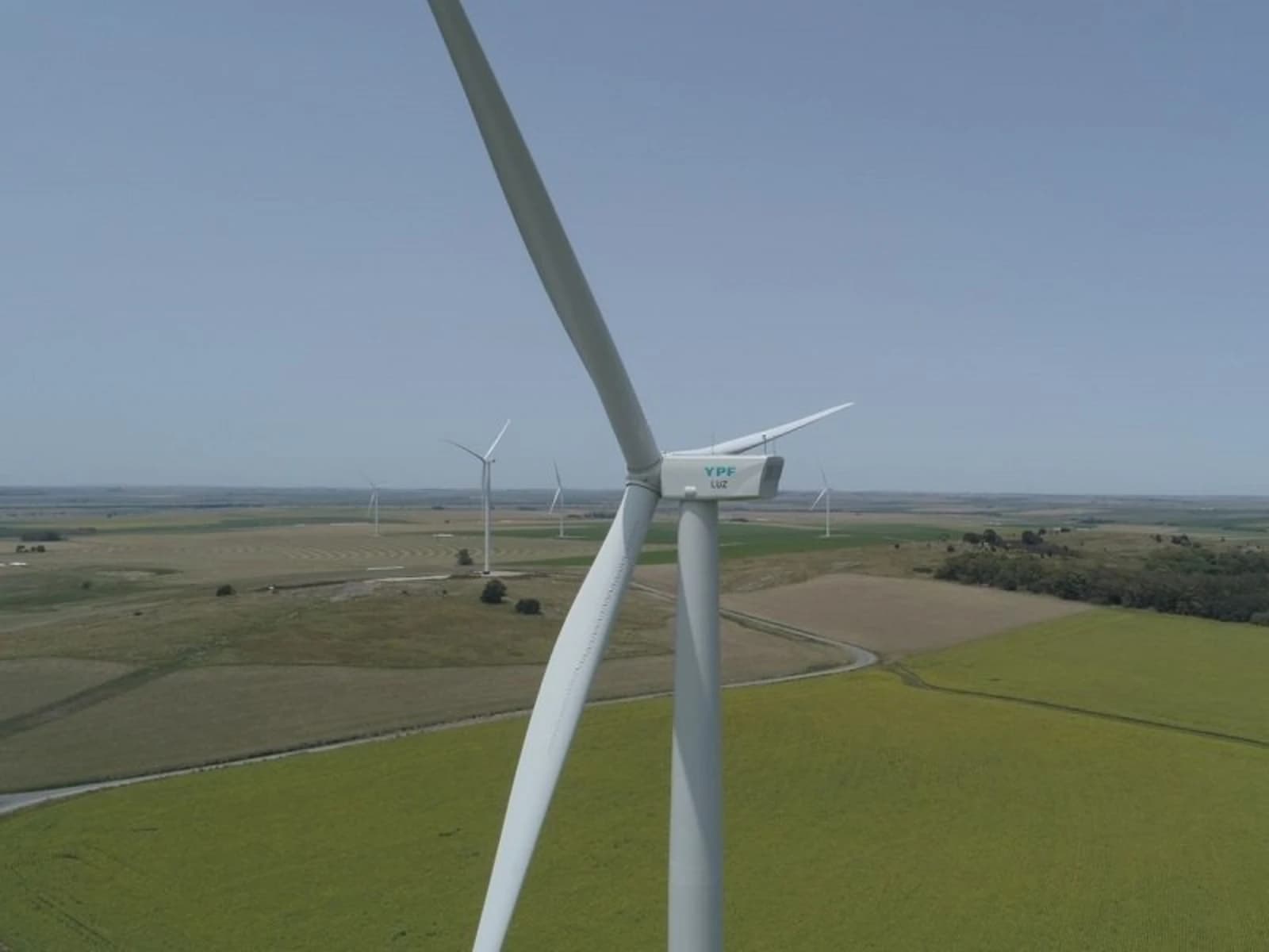 YPF Luz: The company's strategy is focused on continuing in the MATER