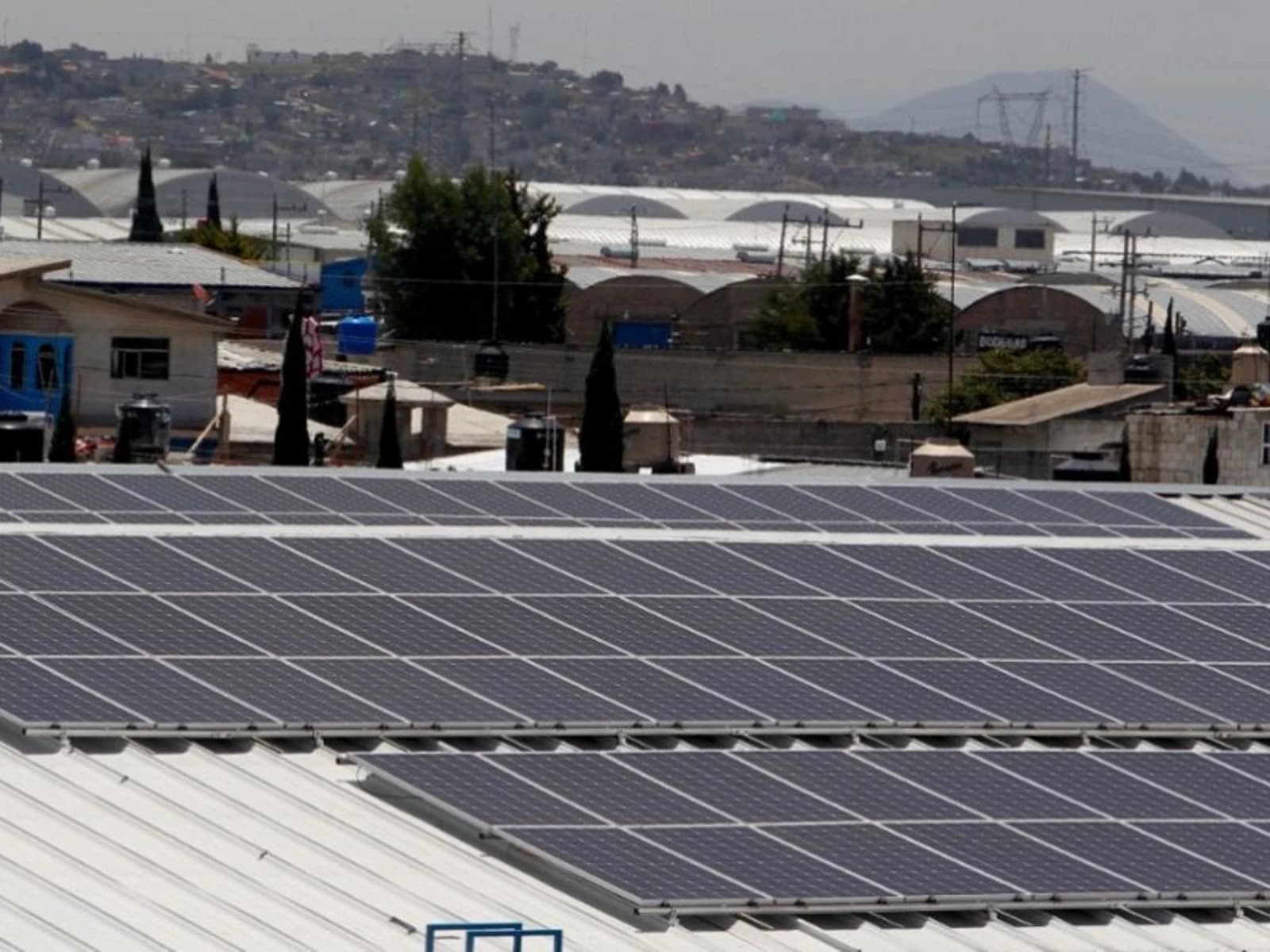 Puebla promotes distributed generation on the rooftops of more than 30 schools