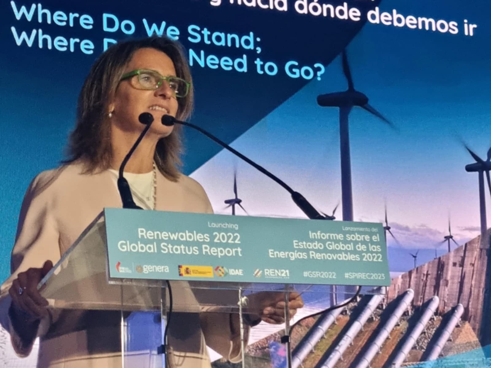 Teresa Ribera: "Tenemos que acelerar por 5 el desarrollo de las renovables"