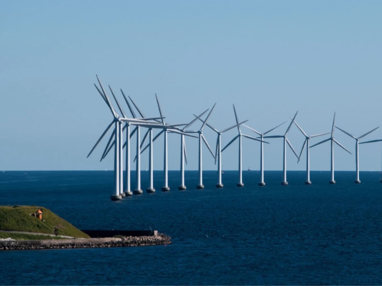 Empresas piden por la subasta de la energía eólica marina de España