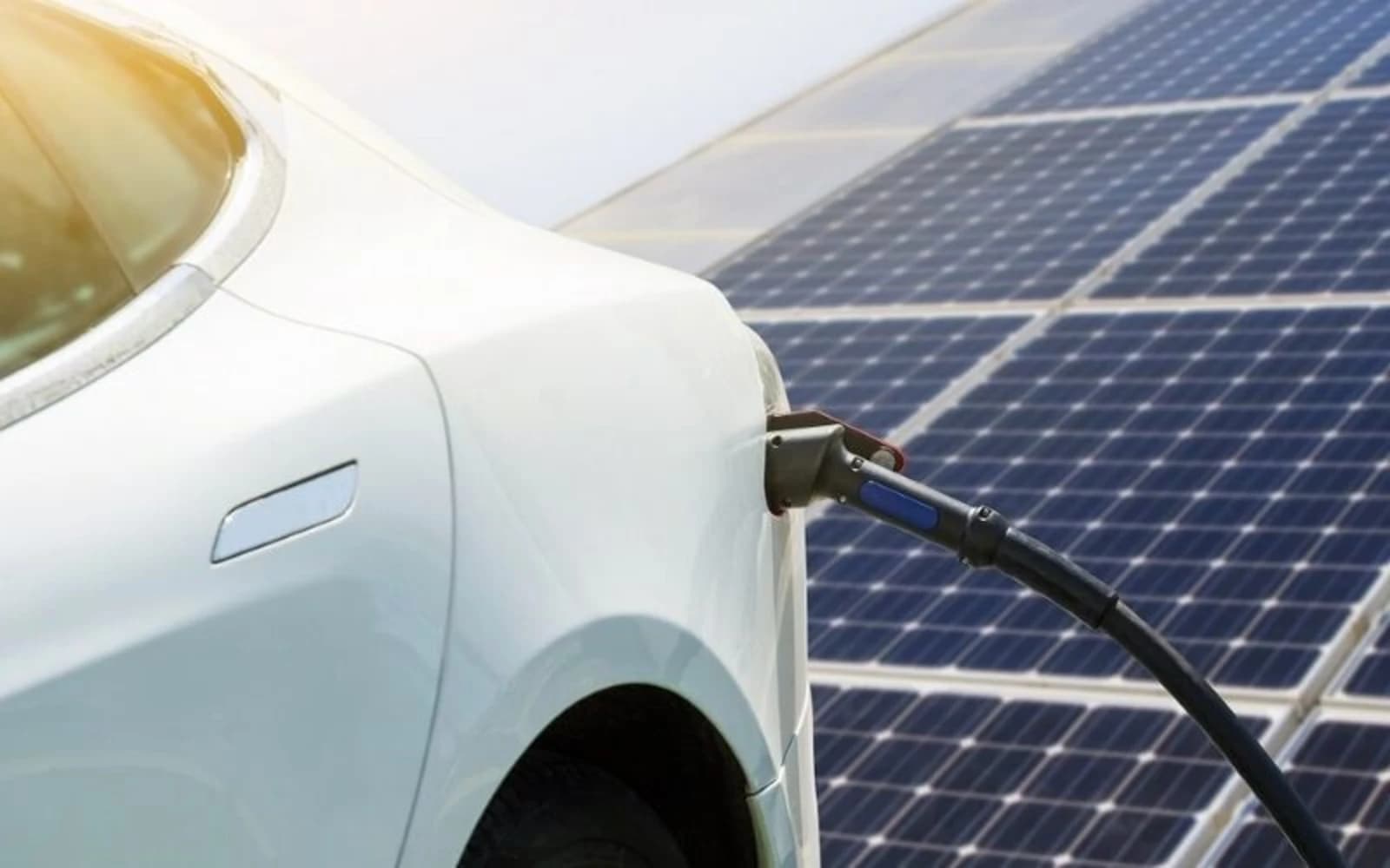 Eles planejam incorporar mais fontes de energia renováveis para atender à nova demanda por veículos elétricos no Peru.