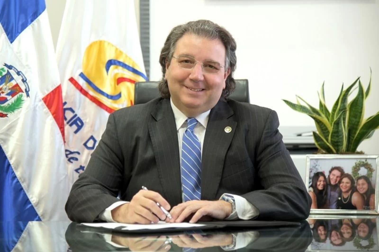 The Dominican Republic would change its scheme for launching renewable energy tenders