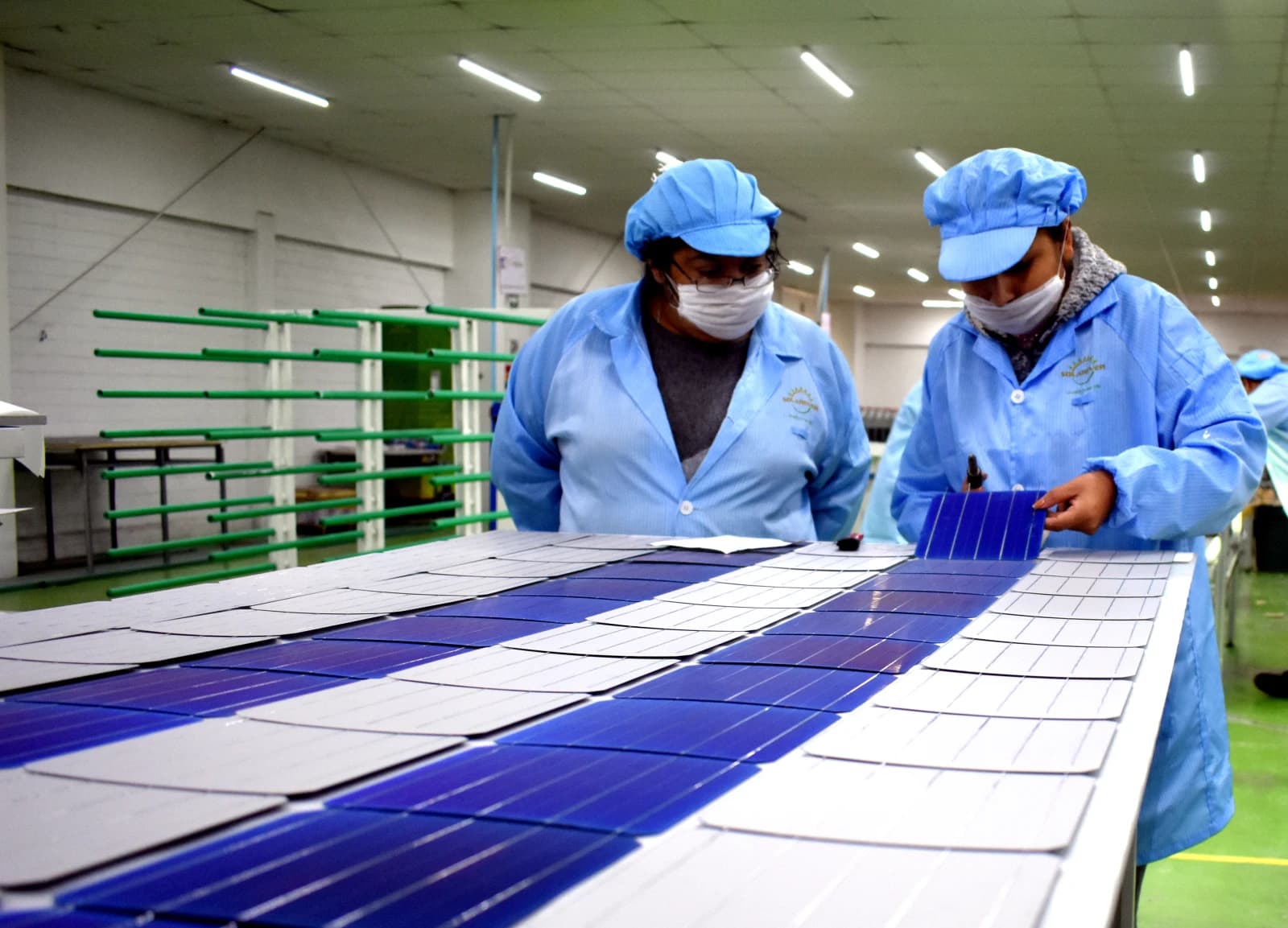 Fabricante mexicana de paneles solares será la encargada de abastecer importante proyecto fotovoltaico