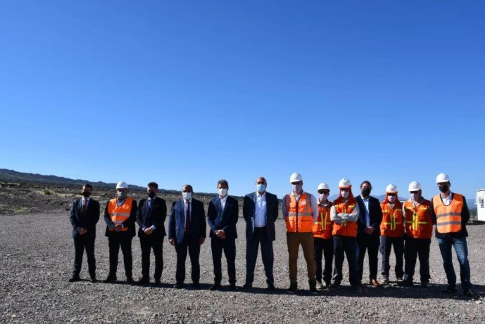 Genneia received a visit from Manzur and Uñac at its solar park in San Juan