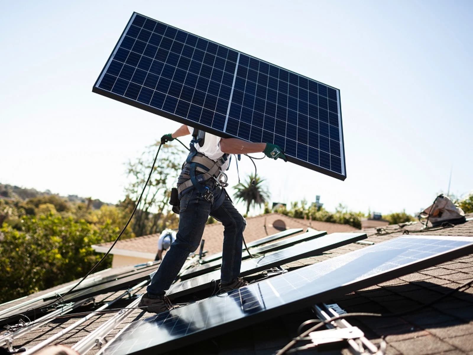 Panamá definió la política para impulsar la generación distribuida con energías renovables