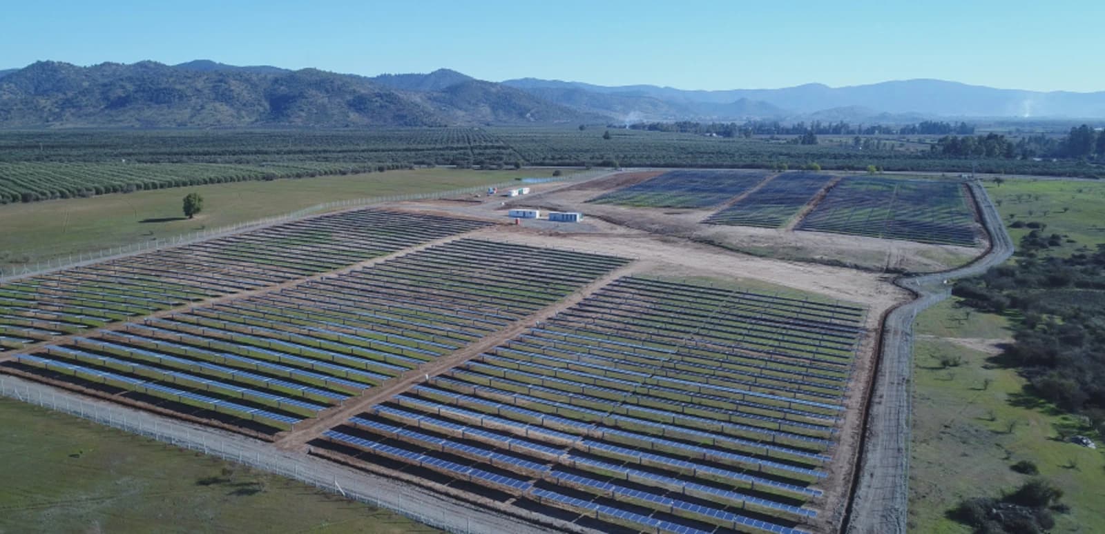Contrato EPC para "La Huella" em Coquimbo: a OHL construirá uma usina fotovoltaica de 89 MW no Chile.