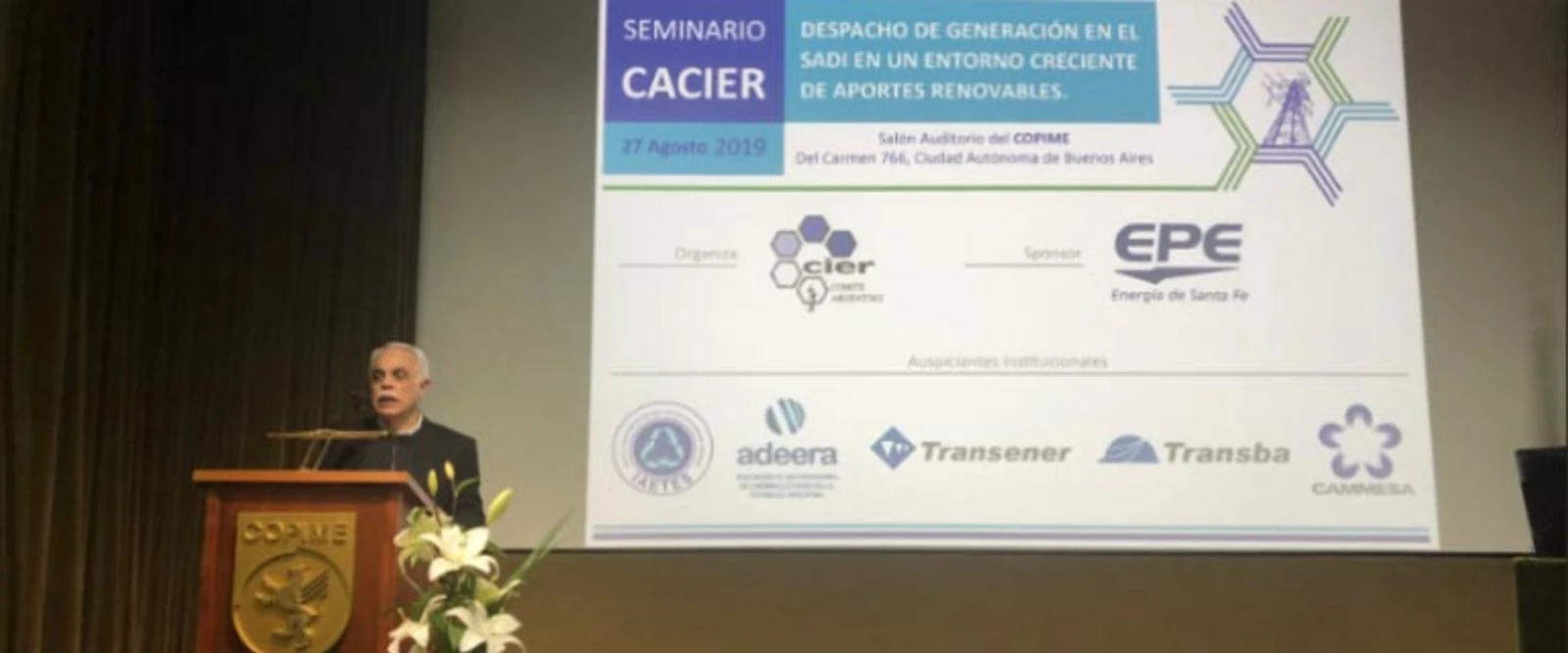 O presidente da CACIER encerrou o evento abordando o tema da distribuição de energia renovável.