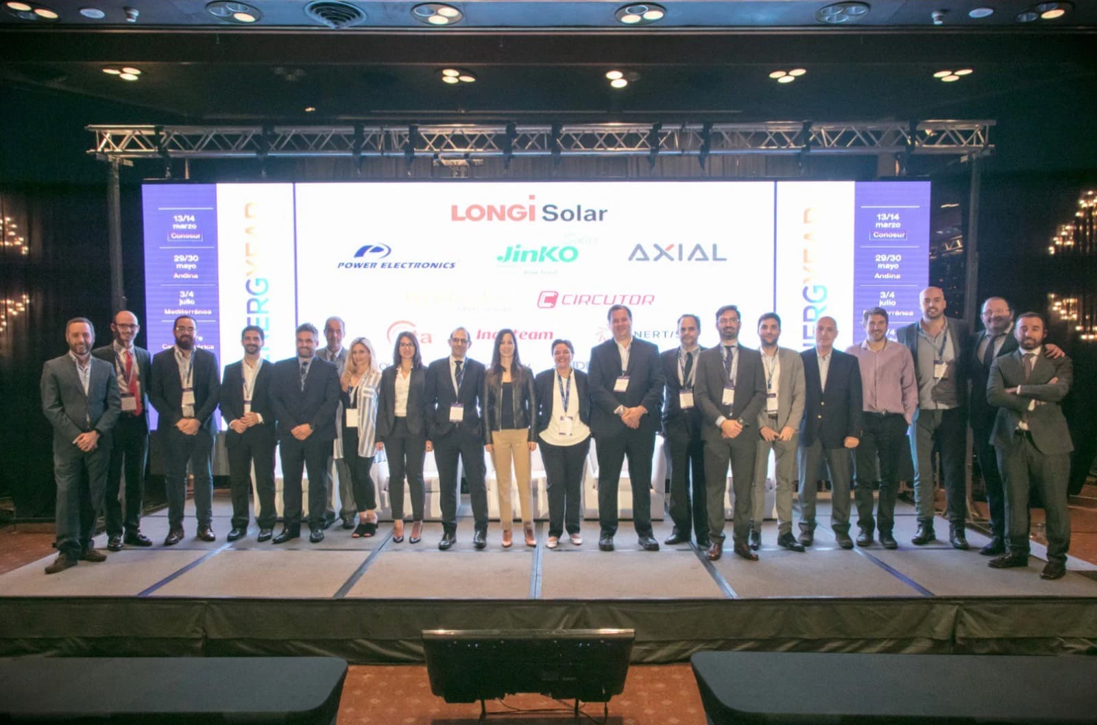 Associações de energia renovável se reúnem com Jobet para definir a agenda de trabalho.