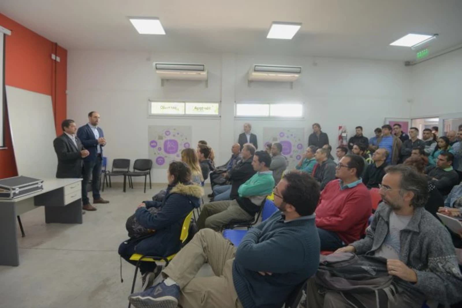 Professores de escolas técnicas receberão treinamento em energias renováveis.