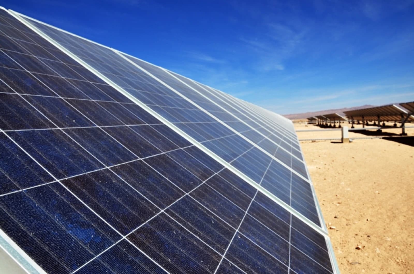 Redes inteligentes no Paraguai: planos para avançar com parques fotovoltaicos e um modelo piloto de rede inteligente.