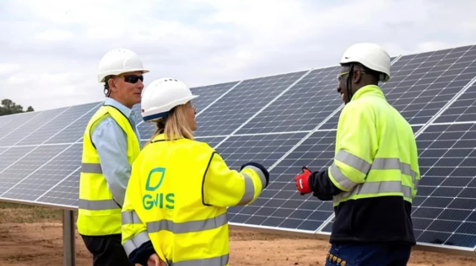 IGNIS ha completado con éxito la venta de una cartera de 656 MW de proyectos renovables en Italia al grupo flyRen, participado por el fondo británico
